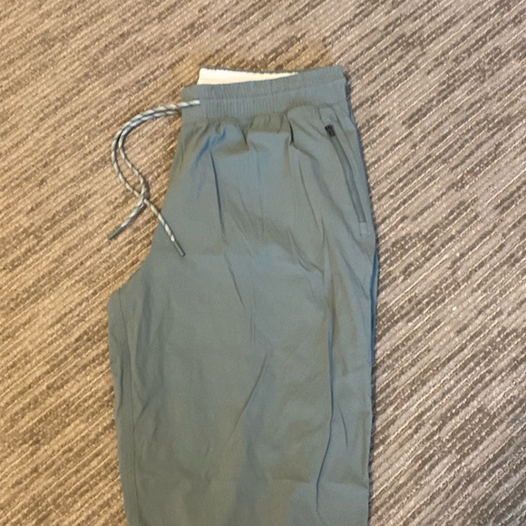 Donated Athleta ankle pants - Picture 2 of 6